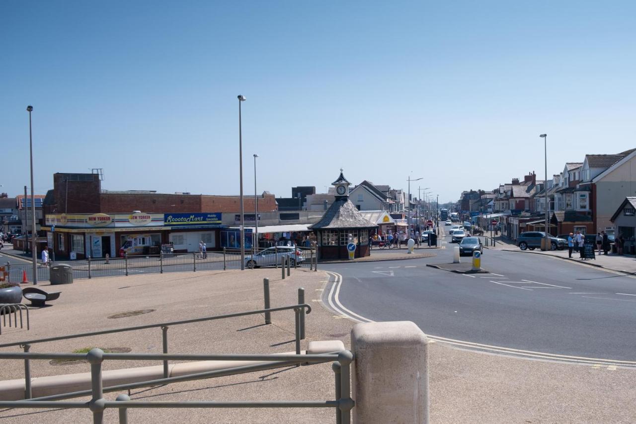 Seahawk Holiday Apartments Cleveleys Luaran gambar